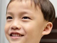 2025年小雪节气出生的男孩起名字怎么取，亨通发达的男宝宝名字大全