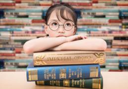 2025年古典书香气息的女孩名字都有哪些，有典故出处的女孩名字怎么取