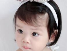 2025年女孩聪明睿智涵养的名字，个个清新淡雅温柔可人
