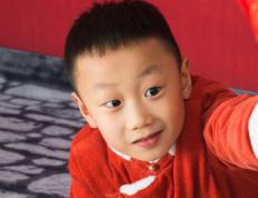 在平顶山出生的小孩起名字,出生小孩起名找哪个大师好