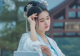 月字五行属性及寓意，灵秀有智慧的带月字的女宝宝名字