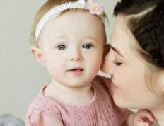 媚字五行属性及取名寓意，洋洋盈耳的媚字女宝宝名字大全