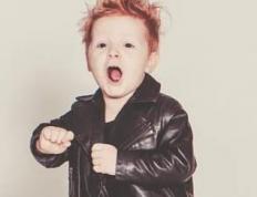 2025年姓翁宝宝取什么名字，温润如玉的翁姓小孩名字大全