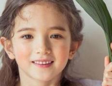 八字五行缺木的费姓女孩如何取名，灵巧可爱的姓费属木女宝宝名字推荐