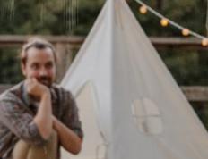 八字缺火的男孩鲍姓取名字，生机勃勃的姓鲍属火男宝宝名字大全