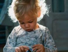 翔字五行属性及取名寓意，温和宽容的带翔字男孩名字