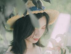 张扬明艳，潇洒自在的2025年12月21日出生的宝宝名字